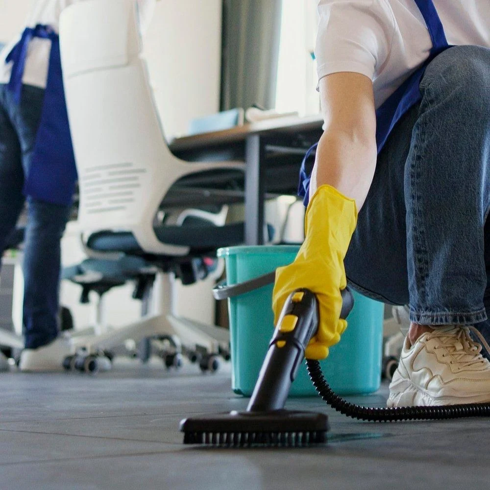 cleaning services thumbnail 5