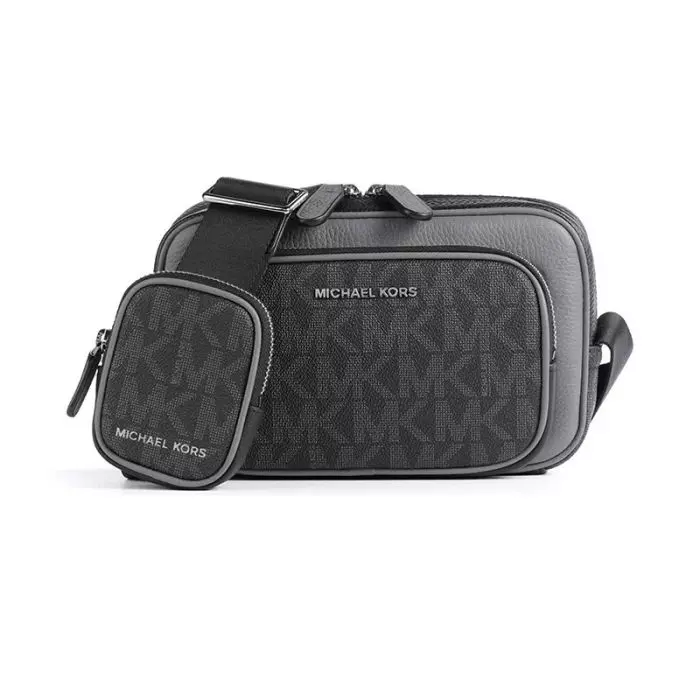 CAMERA BAG WITH POUCH