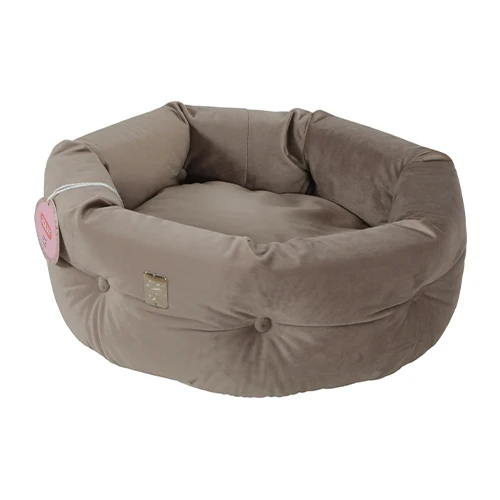 Chambord Chesterfield Pet Bed image 1
