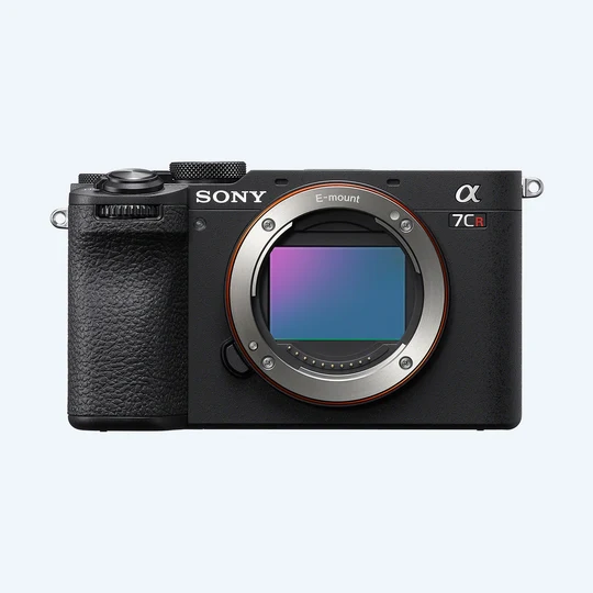 High Resolution Compact Full-frame
