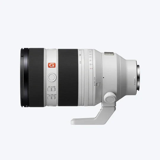Masterâĸ telephoto zoom lens