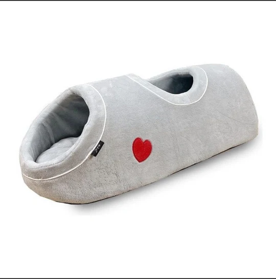 Plush Cat Nest - Checkered Design image 1