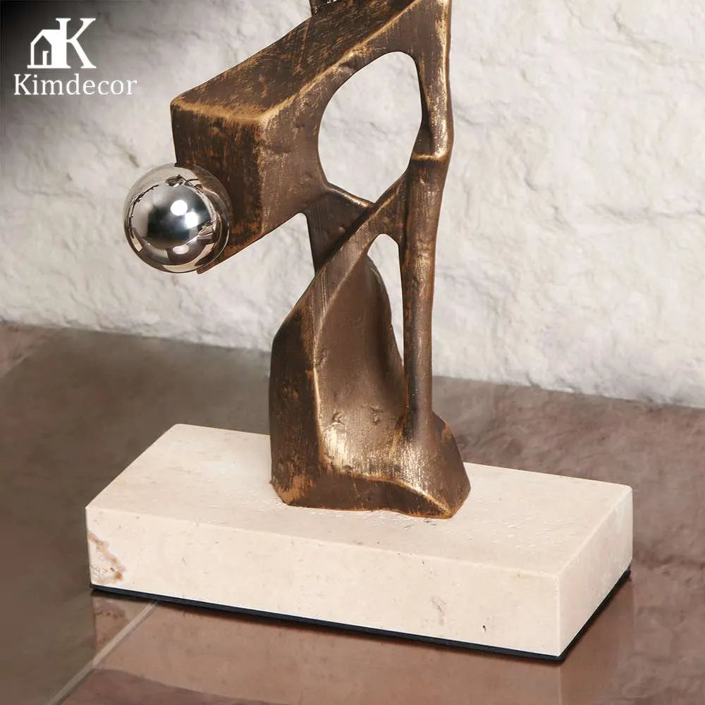 Desktop Sculpture thumbnail 3
