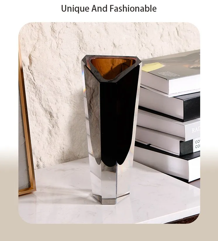 Amber Prism Obelisk thumbnail 2