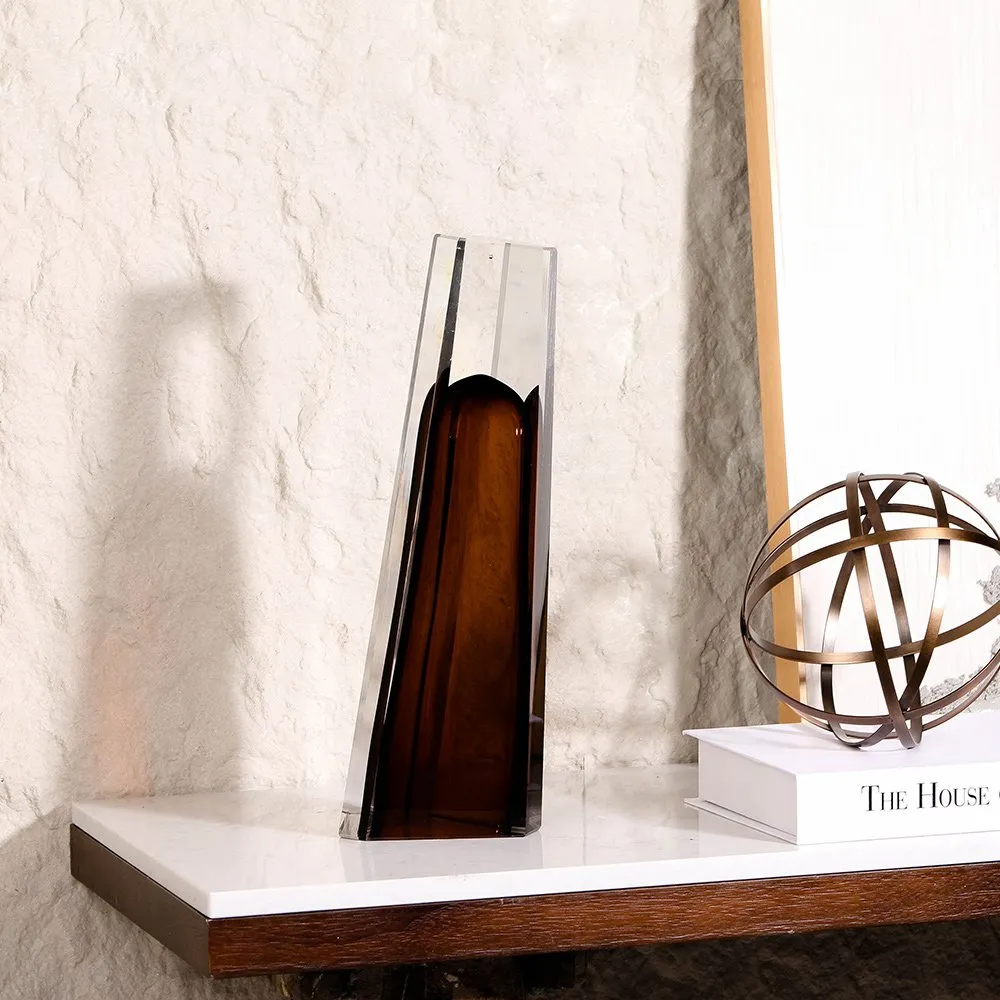 Amber Prism Obelisk thumbnail 3