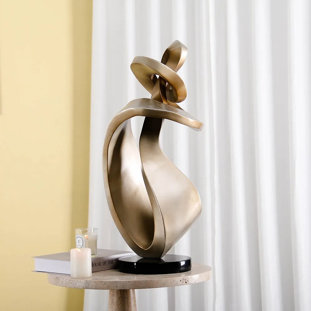 Desktop Sculpture thumbnail 2