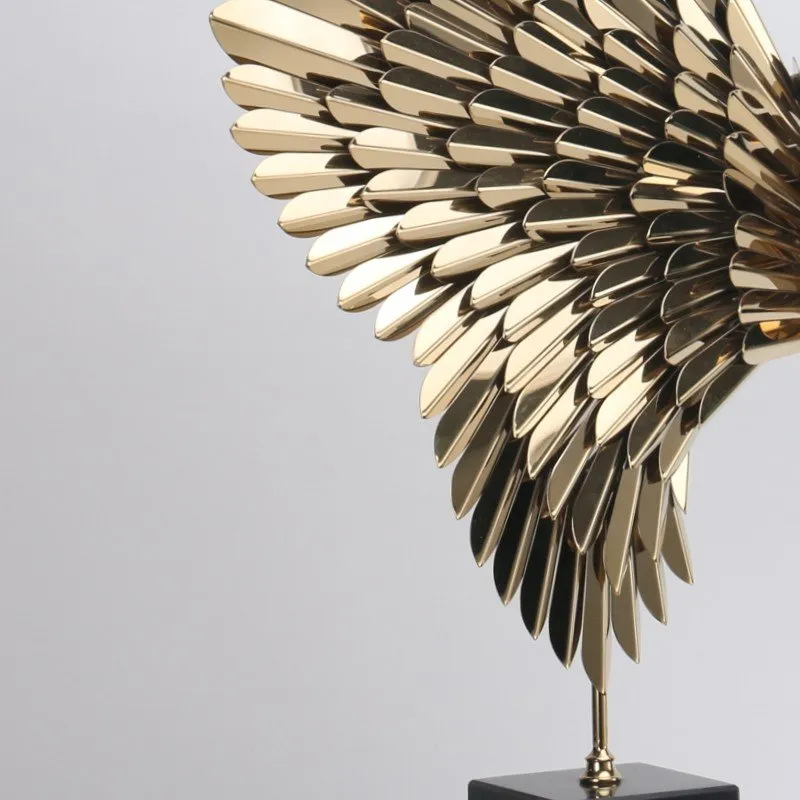 Big Golden Wing thumbnail 2