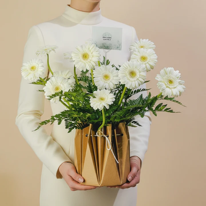 Elegant White Gerbera Flower Box thumbnail 2