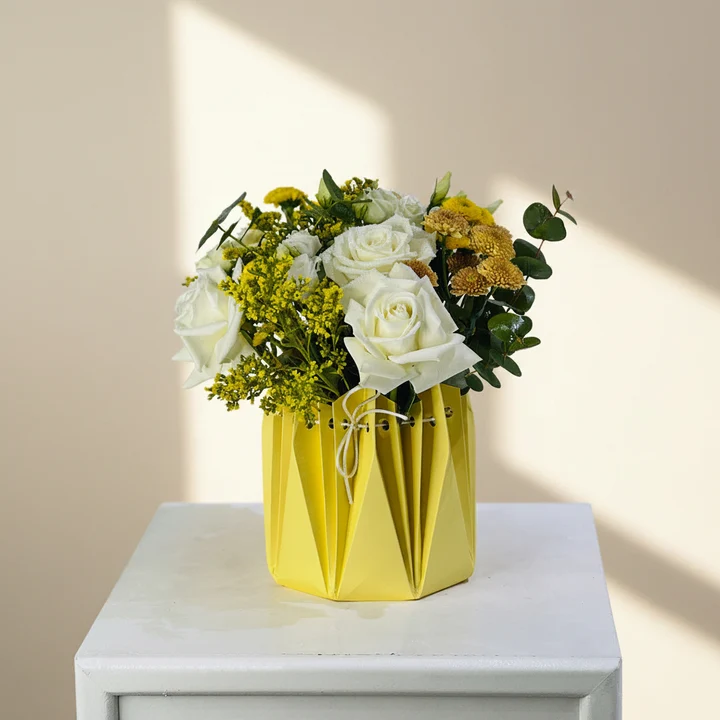 White Roses  thumbnail 2
