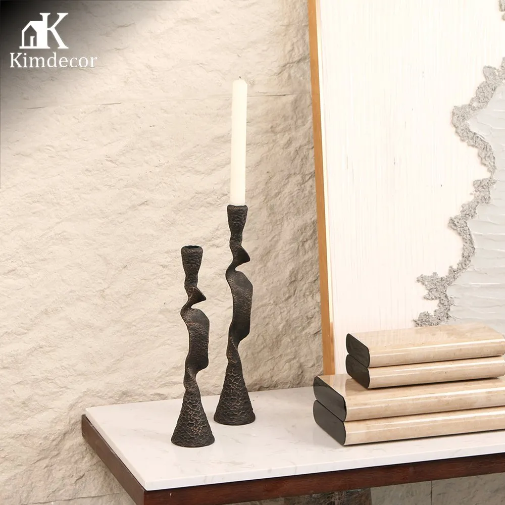 Curve Candle Holder thumbnail 2