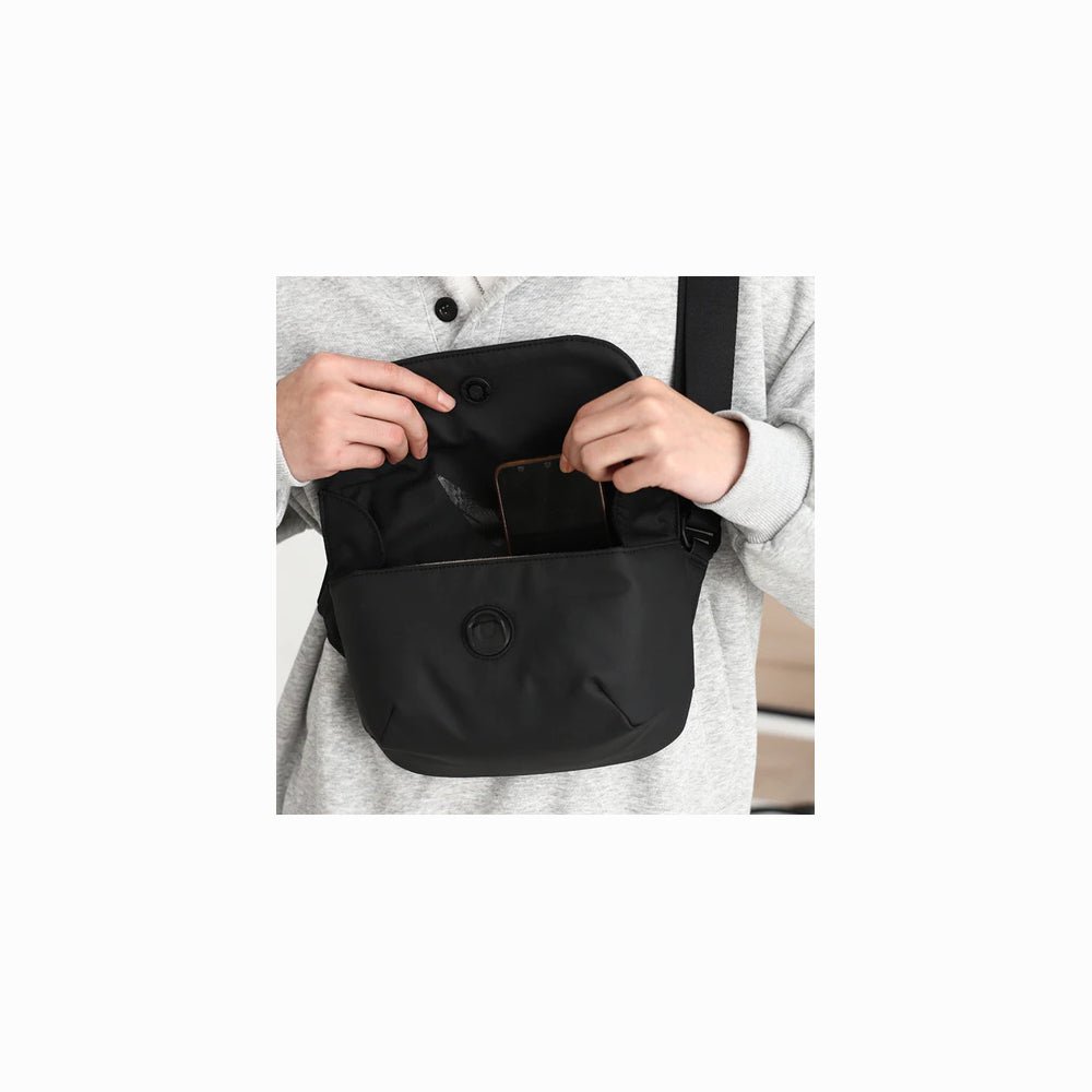 Eirmai Falcon Series F1S Lite 3L Crossbody Shoulder Sling Bag F15-TW Lite Black thumbnail 2