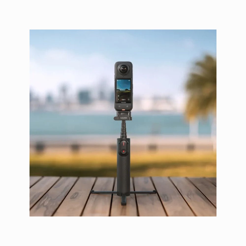 Insta360 Foldable 2-in-1 Selfie Stick Remote Kit (1/4" Mount) thumbnail 2