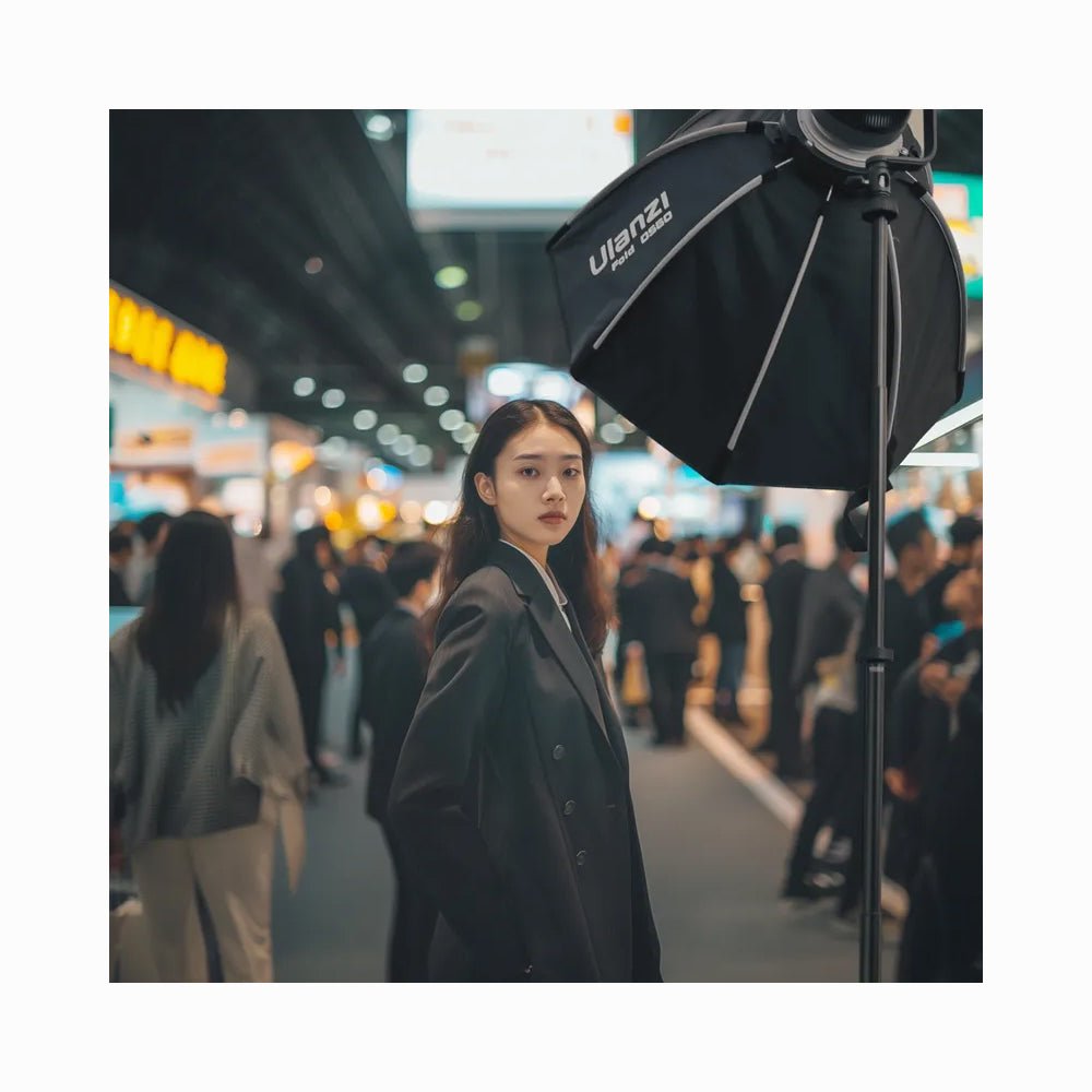 Ulanzi AT-05 2M Heavy Duty Foldable Light Stand thumbnail 2