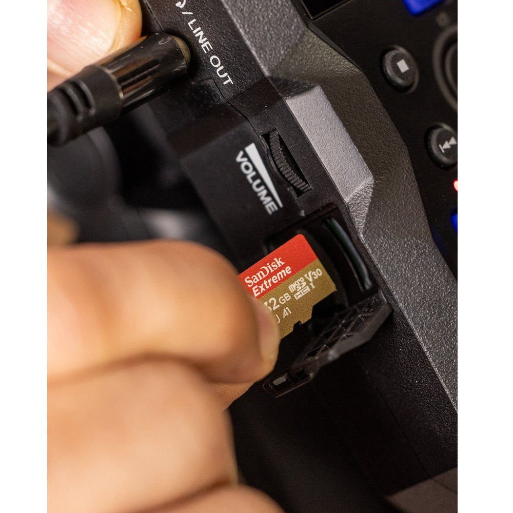 Zoom H4essential 4-Track 32-Bit Float Portable Audio Recorder thumbnail 4